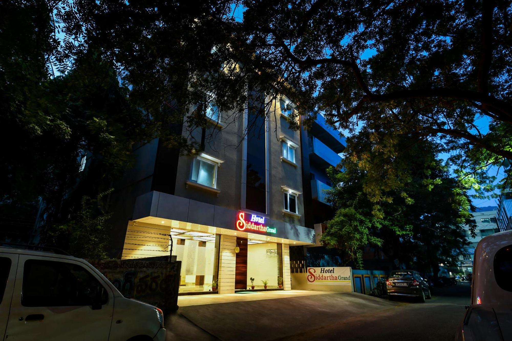 Отель Super Capital O Siddartha Grand Виджаявада Экстерьер фото