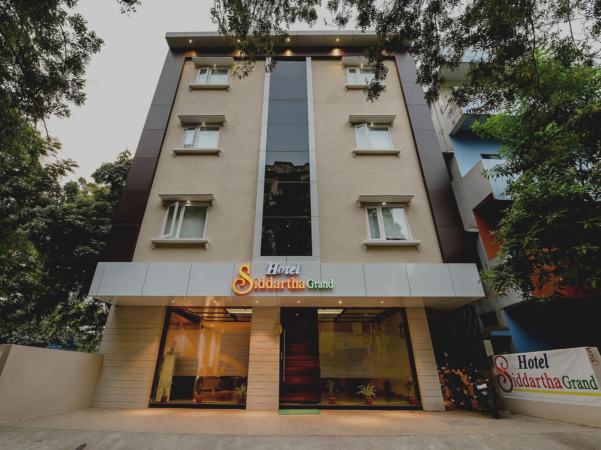 Отель Super Capital O Siddartha Grand Виджаявада Экстерьер фото